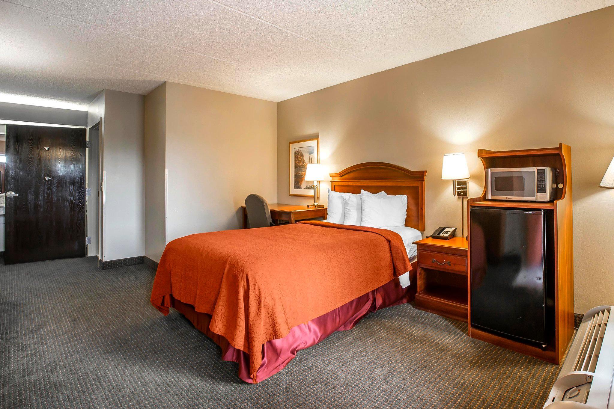 Quality Airport - Southeast 2* Irondale