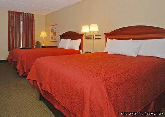 Inn Quality Airport - Southeast 2*